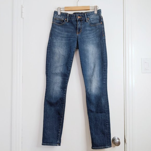 Gap Always Skinny mid-rise jeans in medium wash - Picture 4 of 7